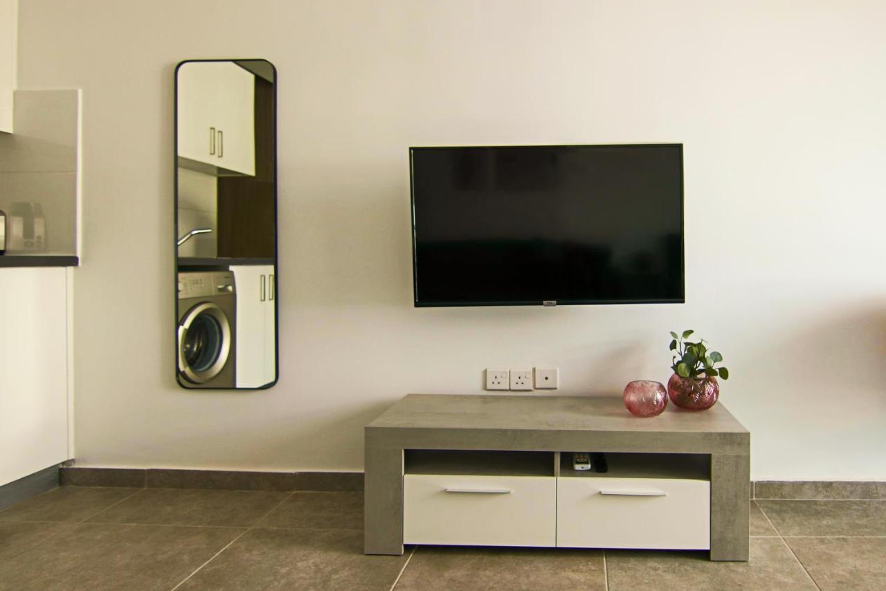 Phaedrus Living: Seaside Luxury Flat Athina 115 Apartman Paphos Kültér fotó