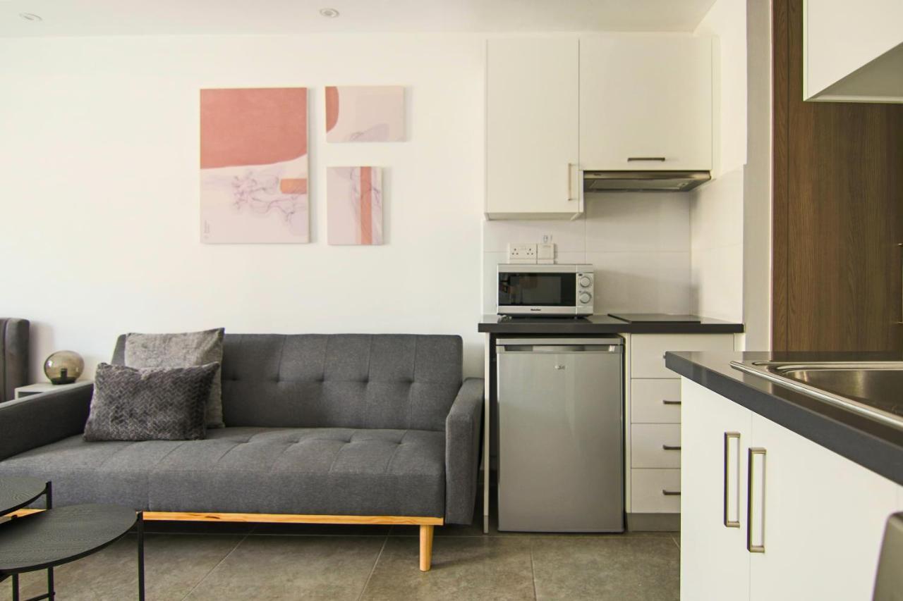 Phaedrus Living: Seaside Luxury Flat Athina 115 Apartman Paphos Kültér fotó